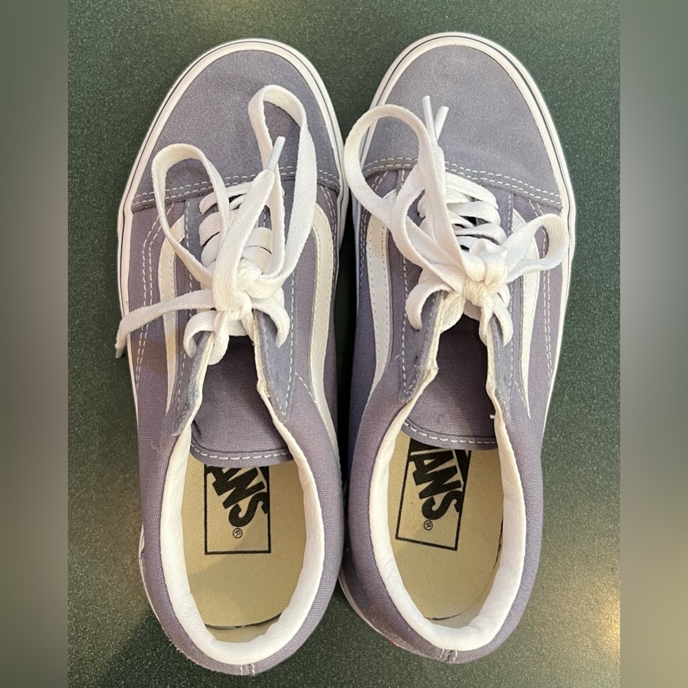 Vans - Picture 2 of 3